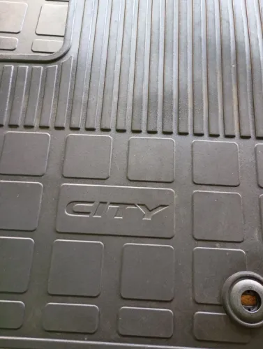 Tapetes genuíno Honda City 2018