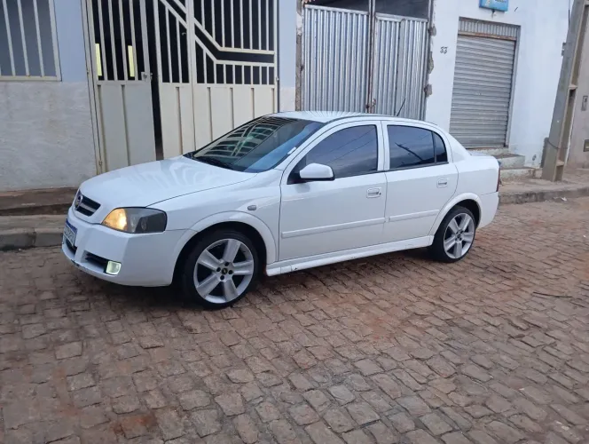 Chevrolet Astra Sedan 2.0/cd/ Expres.gls 2.0 8V 4P 2004