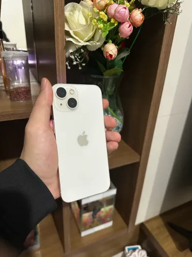 iPhone 13 - 128gb