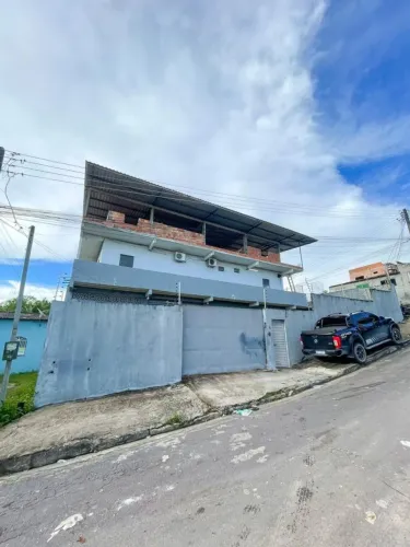 Imóvel Comercial no Novo Aleixo 300m² Para Armazenamento
