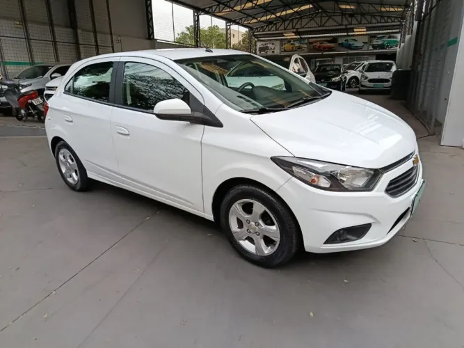 Chevrolet Onix Hatch LT 1.0 12V Flex Mec. 4P 2019