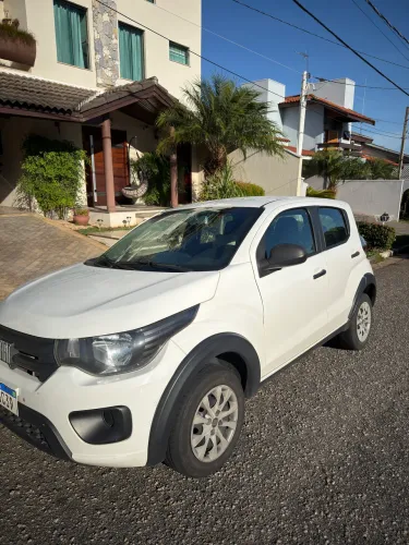 Fiat Mobi Like 1.0 Fire Flex 5P. 2021