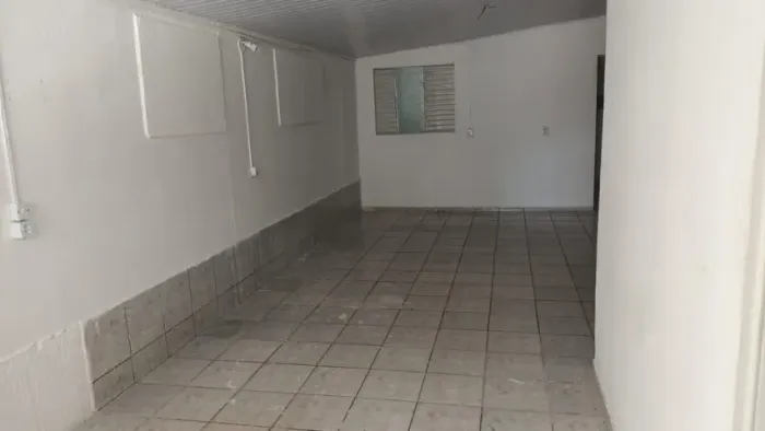 Sala Comercial Ampla - Setor Pedro | 100m2 | Ótima para Negócios!