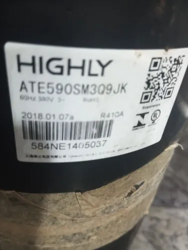 Compressor 60 mil BTUs trifásico pra ar condicionado piso teto novo