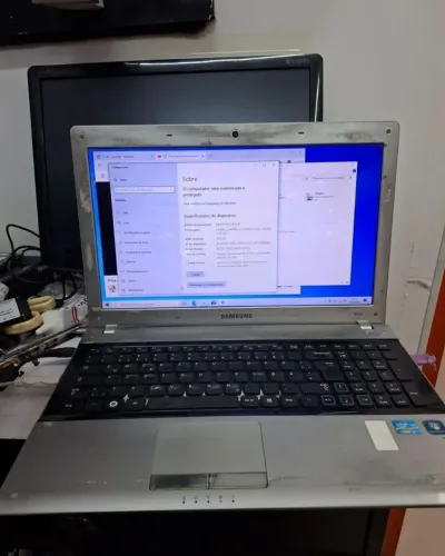 Notebook samsung rv520 i5 8gb de memória e HD ssd de 120 gb  leia todo anúncio 