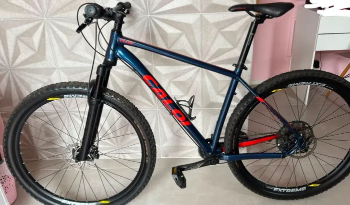 Bicicleta aro 29, caloi elite muito nova 