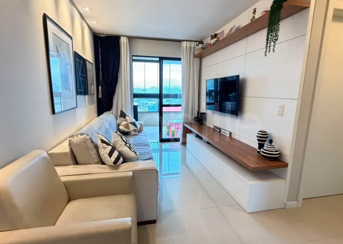 Apartamento à venda no Edifício Tour Soleil em Itajaí.