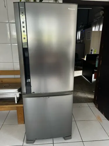 Geladeira Panasonic Inverter Inverse A+++ Aço Escovado / Inox (Frost Free)