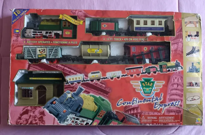 TRENZINHO COM FERROVIA