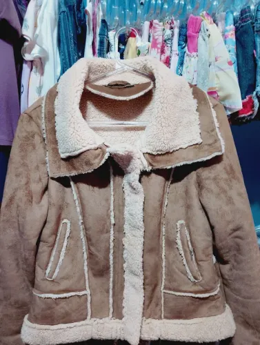Casaco Suede forrado Carneirinho