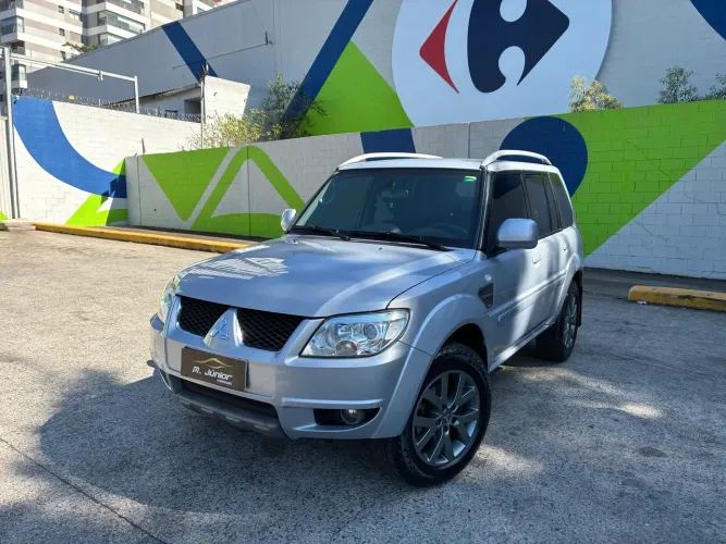 Mitsubishi Pajero TR4 2.0 Flex 16V 4X2 Aut. 2014