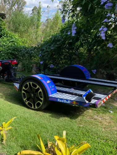 Carretinha articulada para quadriciclo / motos com rodas aro 20 de Hilux