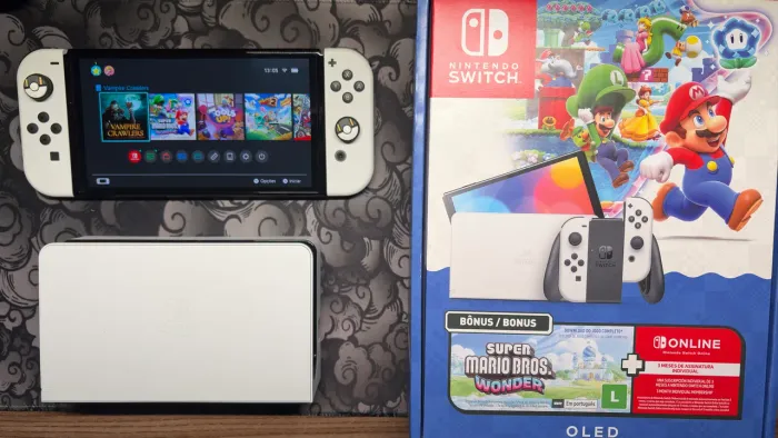 Nintendo Switch OLED 64GB + Cartão 512GB