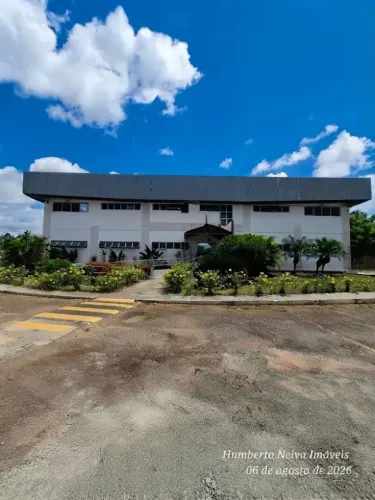 GARPÃO LOGÍSTICO PARA CROSS DOCKING À MARGEM DA BR 135