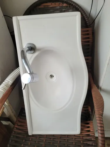 Vendo pia pra banheiro completa