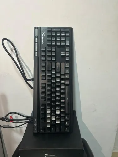 Teclado Gamer HyperX Alloy Elite RGB Mecânico
