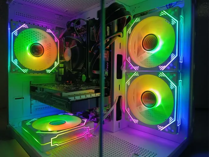 Pc gamer Ryzen 5 4600g 16 Gb Rx580 8 Gb