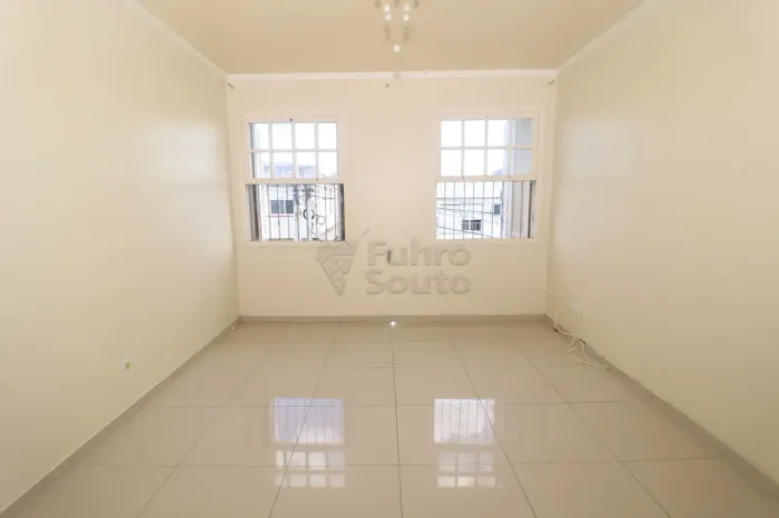 Apartamento com 2 Dormitórios próximo ao Hospital Escola UFPel