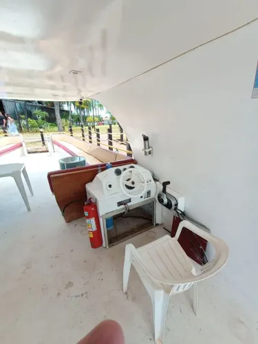Catamarã de fibra de vidro