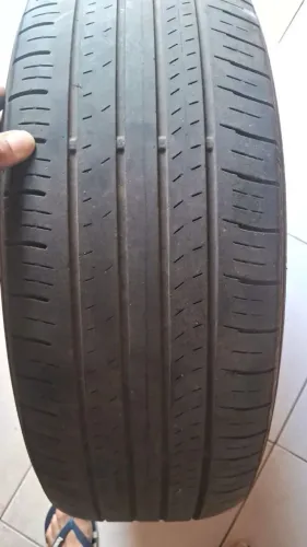 Pneus 215 /60/17