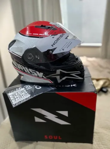 Vendo capacete norisk Japão