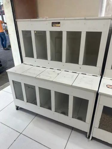 Box expositor de ração à granel 