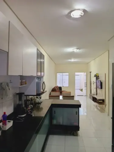 Casa Jardim Amazonas próximo da Av. Tropeiros