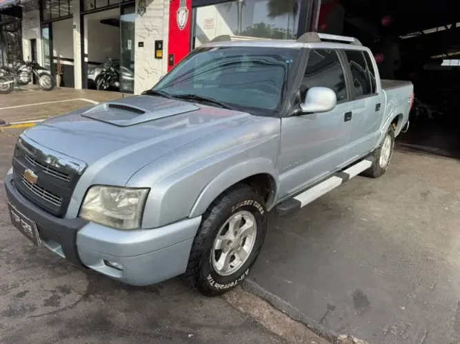 Chevrolet S10 P-up Colina 2.8 TDI 4x2/4x4 CD Dies. 2011