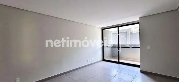 Apartamento de 2 Quartos com Suíte, Varanda e 2 Vagas Próximo ao Minas Tênis Clube II