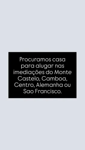 Alugo casa com pequena área 
