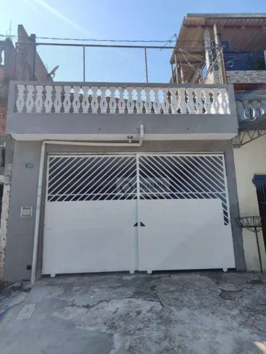 Casa - 3 dormitórios (1 suíte) - 3 vagas de garagem - para alugar por R$ 3.000/mês - Parqu