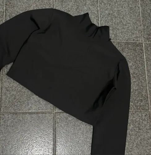 Cropped Manga Longa