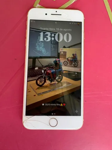 iPhone 8 Plus