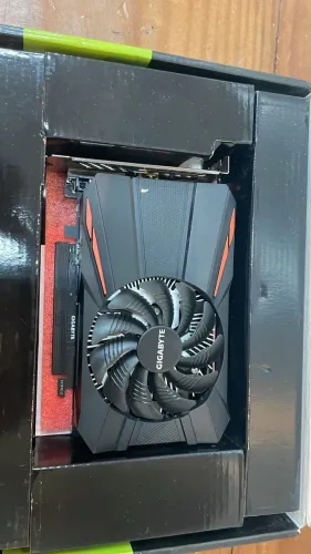 Placa Video Nvidia Gigabyte GeForce GTX 1050