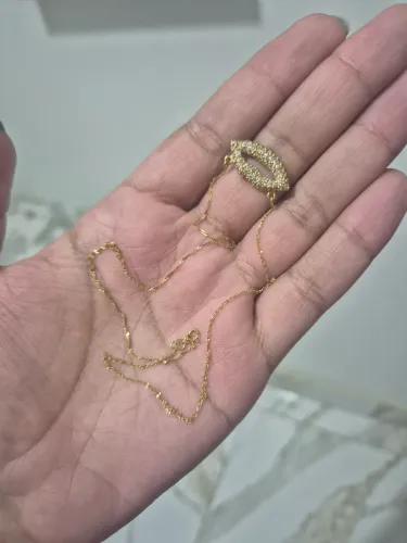 Colar de ouro feminino
