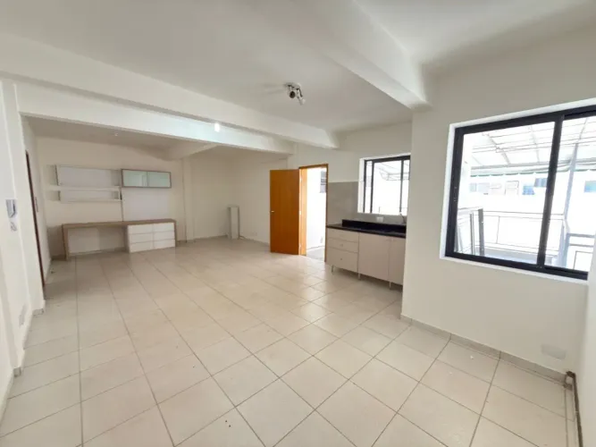 APARTAMENTO NO CENTRO EM FRENTE O TERMINAL DE MARINGÁ