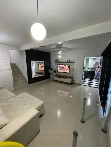 CASA A VENDA MOBILIADA FONSECA