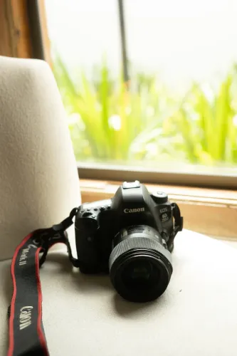 Camera Canon 6 D mark ll + Lente 35 mm 1.4