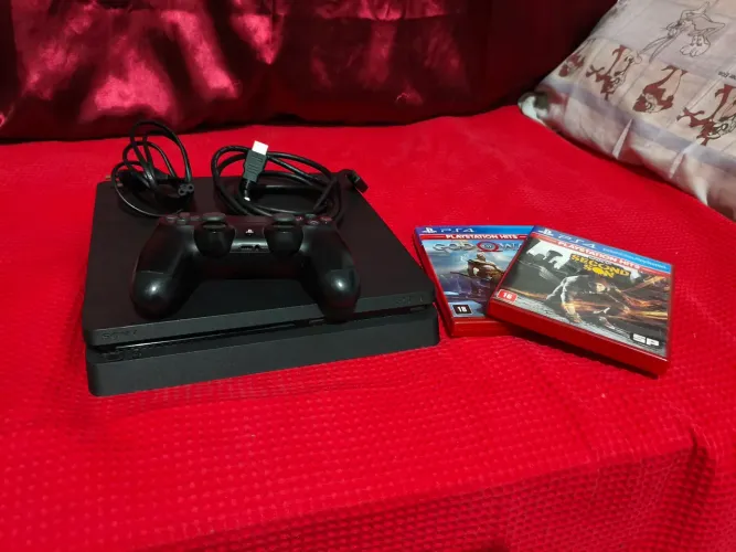 PS4 Slim 500GB Muito Conservado Com Jogos - Aceito Proposta
