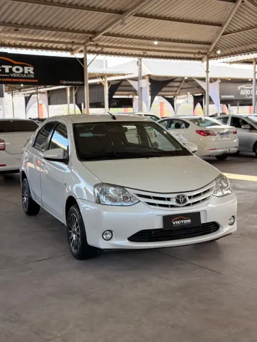 Toyota Etios XS Sedan 1.5 Flex 16V 4P Mec. 2017