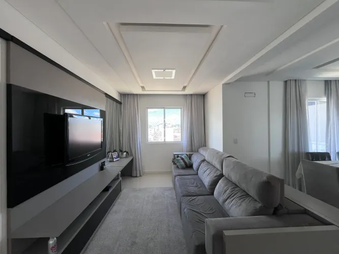 Cobertura á venda, 3 dormitórios, sendo 1 suíte, na Ponte do Imaruim, Palhoça SC