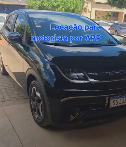 BYD Dolphin EV (Elétrico) 2025