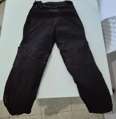 Calça motociclista Riffel feminina