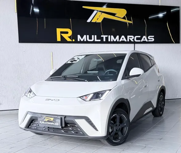 BYD Dolphin EV (Elétrico) 2025