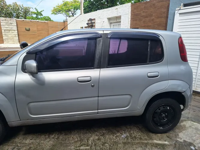 Fiat Uno Vivace Celeb. 1.0 EVO F.flex 8V 5P 2014