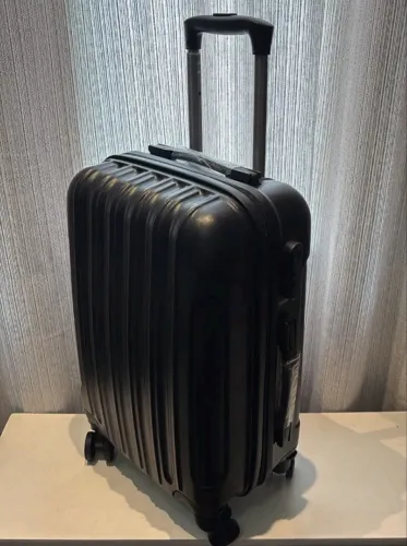 Mala de Viagem 10kg Preta Com Rodinhas