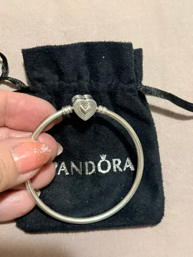 Peças originais Pandora de desapego
