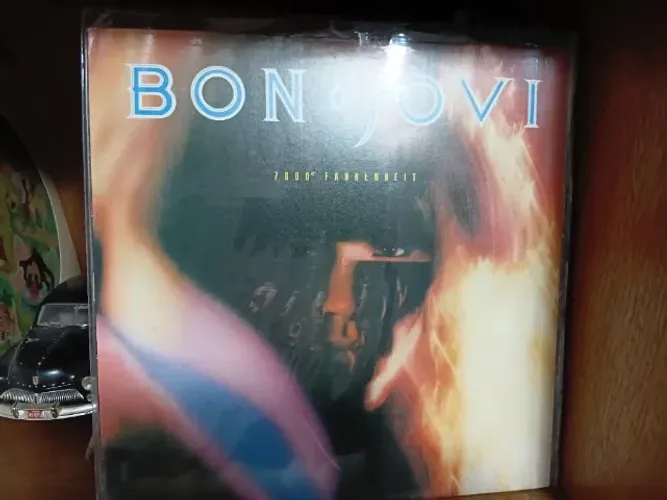 lp vinil 7800 fahrenheit Bo n Jovi nacional 1985 zeradaço