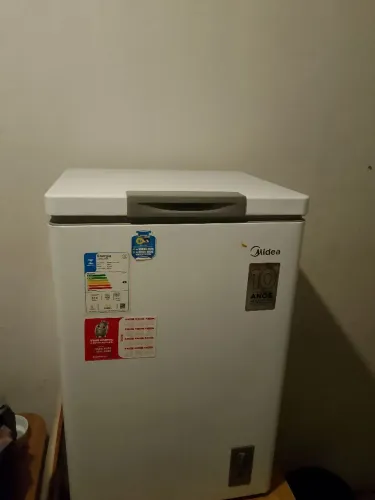 Vendo freezer 100 litros