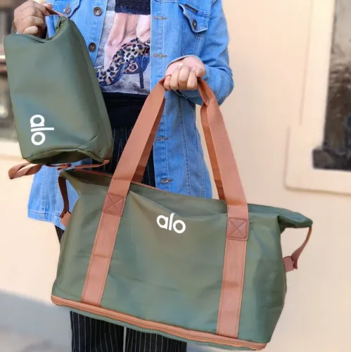 Bolsa academia alô 